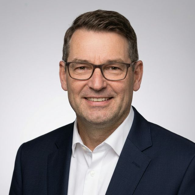 Portrait von Dr. Benjamin Rommel